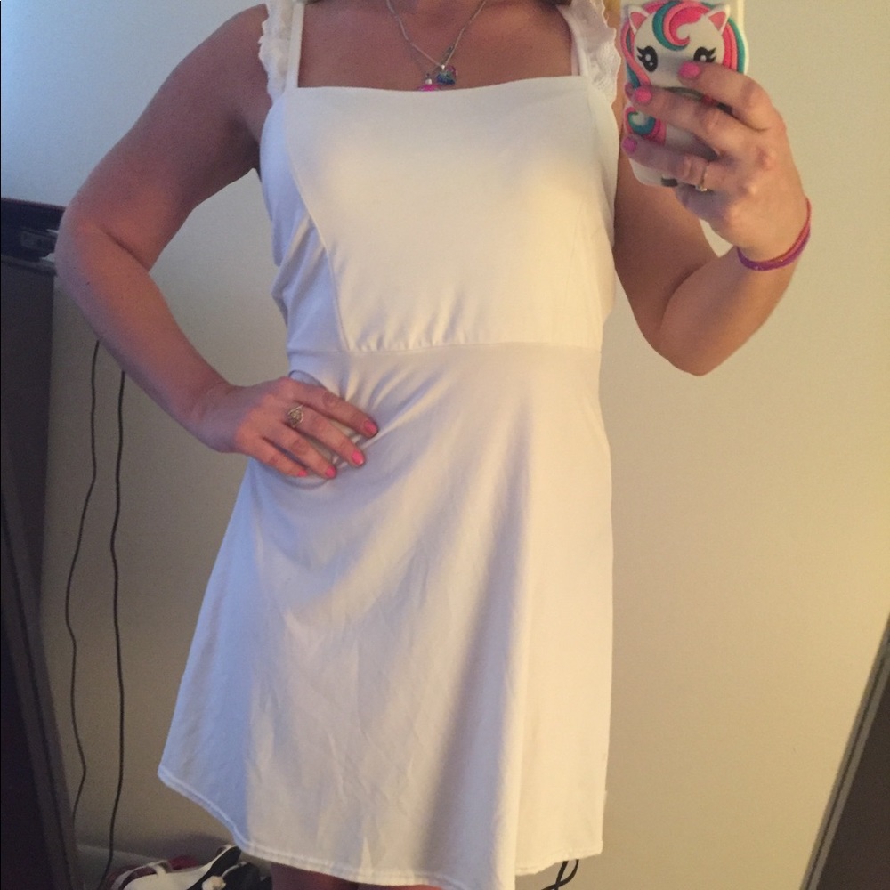 white summer pretty ruffle sleeves open back dress